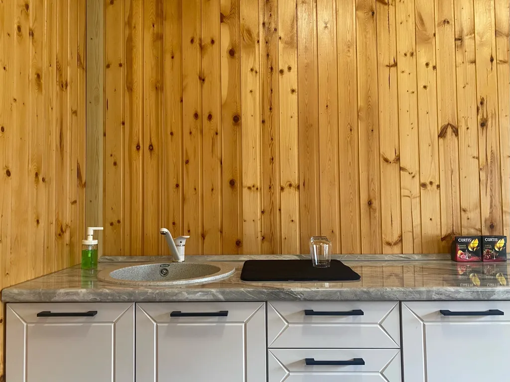 Шале у реки