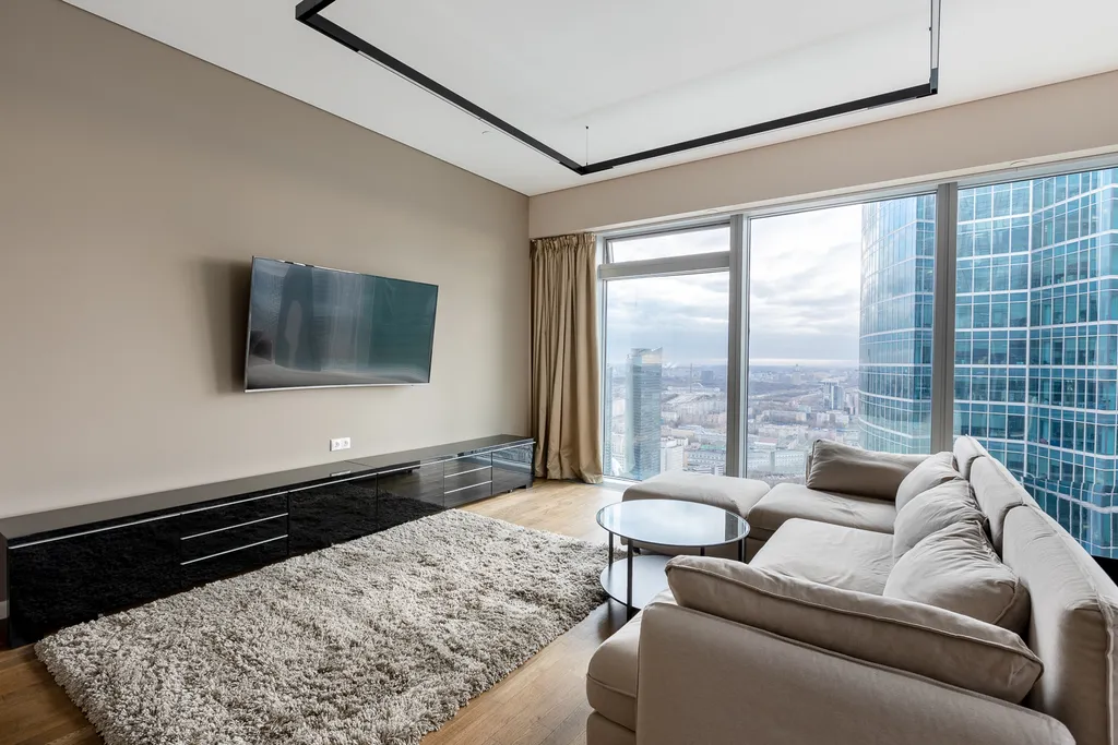 Lux  Jacuzzi floor 48