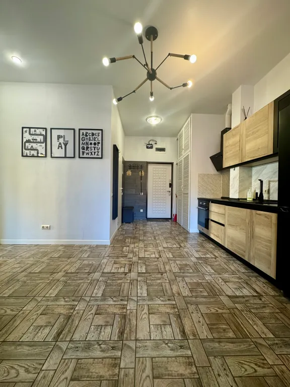 Просторные апартаменты с 2 спальнями в центре