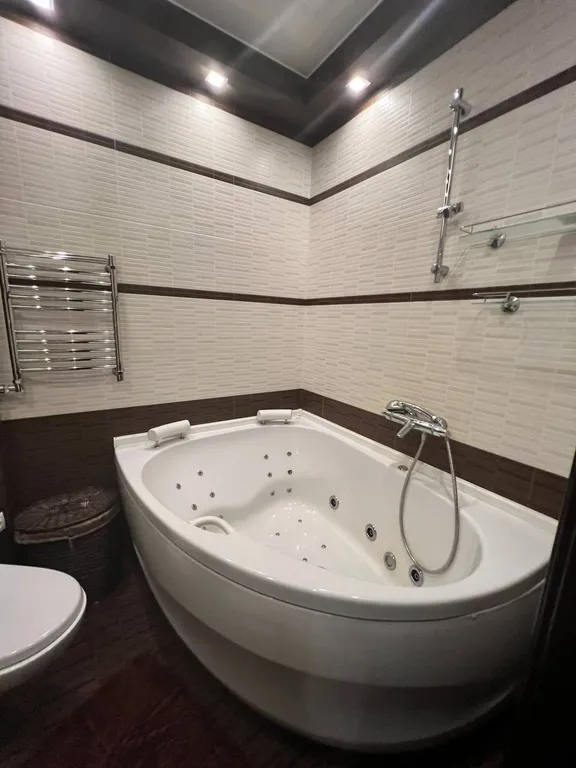 Квартира Просторная квартира с дизайнерским ремонтом — Санкт-Петербург