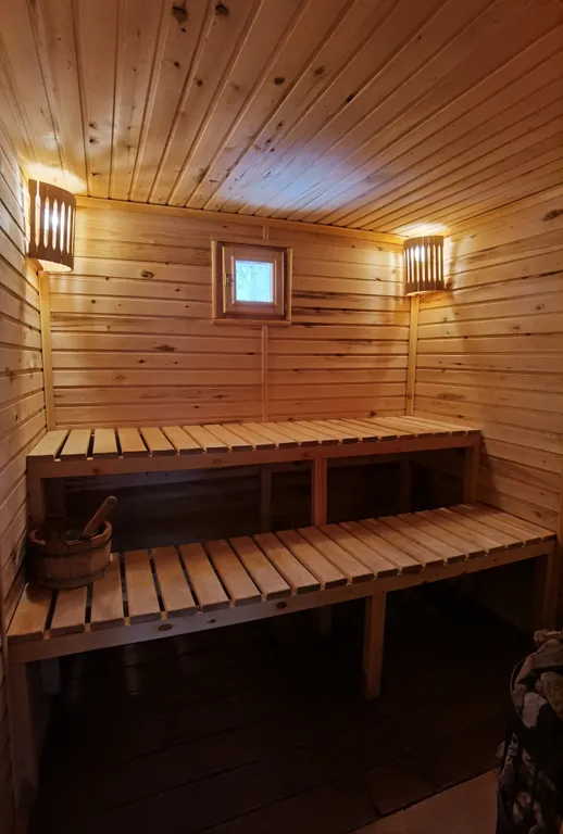 Шале с панорамными окнами и видом на озеро Чебаркуль