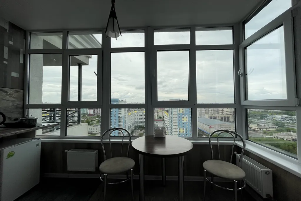 Студия рядом с ТЦ Европа