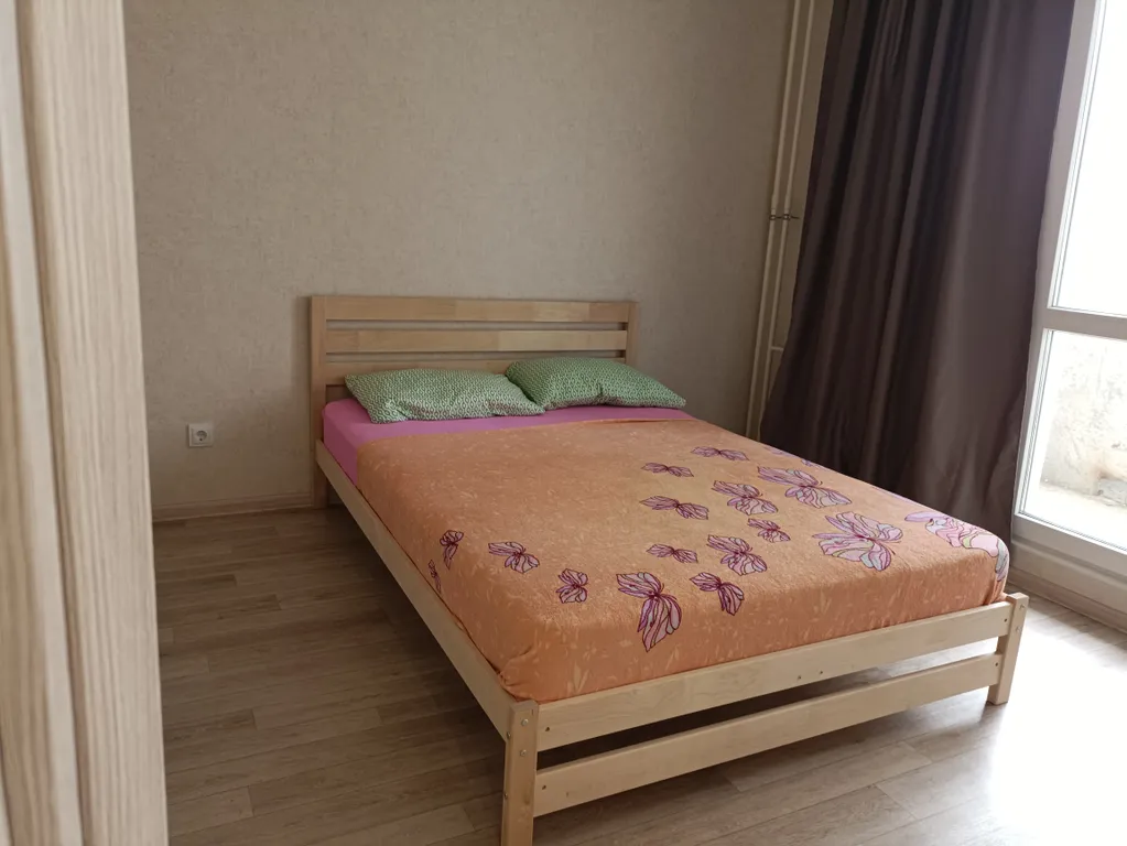 Светлая и уютная квартира в ЮГ-1 — аренда посуточно в Придорожный