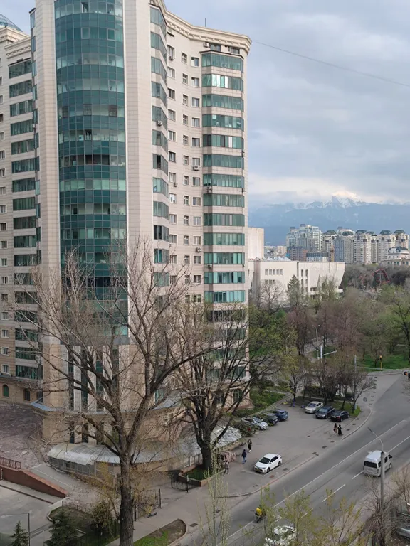 Квартира в 5 минутмх до метро