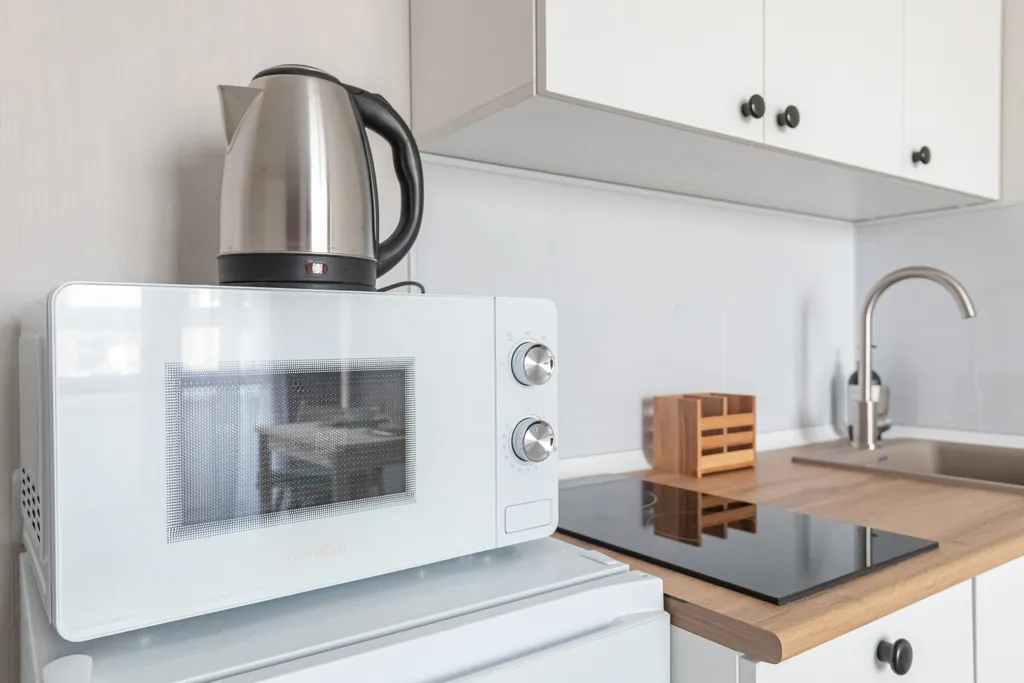 Уютная студия с проектором