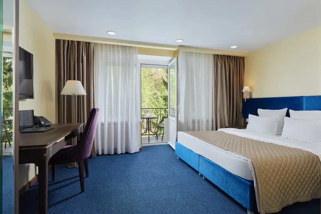 4-комнатная Квартира