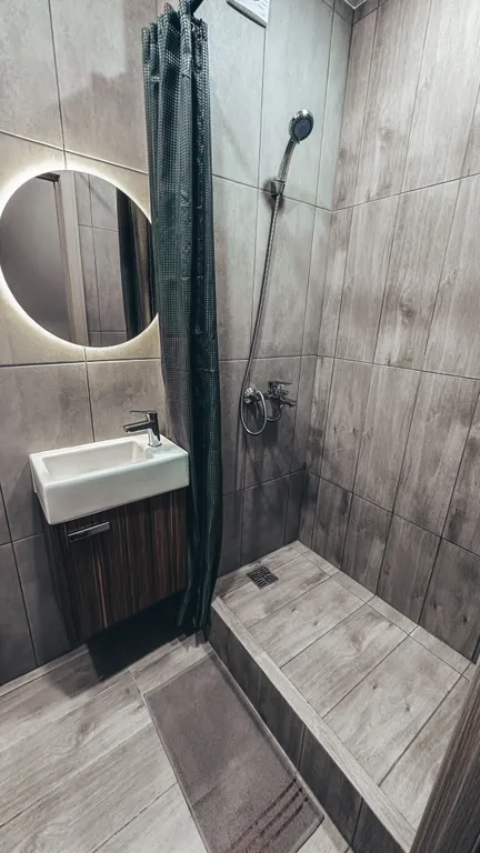 1-комнатная квартира недалеко от Арены Ерофей