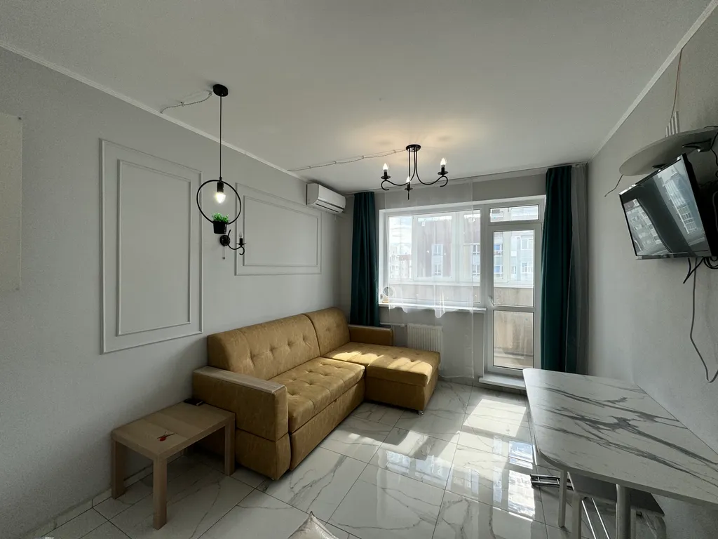 Квартира Светлая студия с удобным расположением — аренда посуточно в Ульяновск