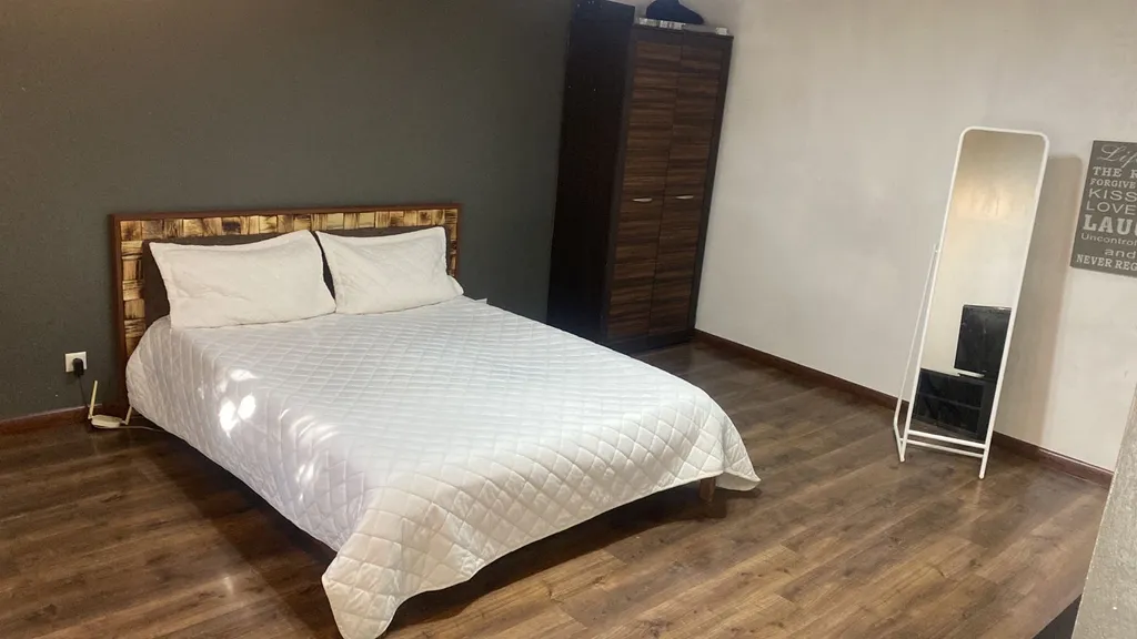 Квартира 1-комнатная Квартира — Калининград