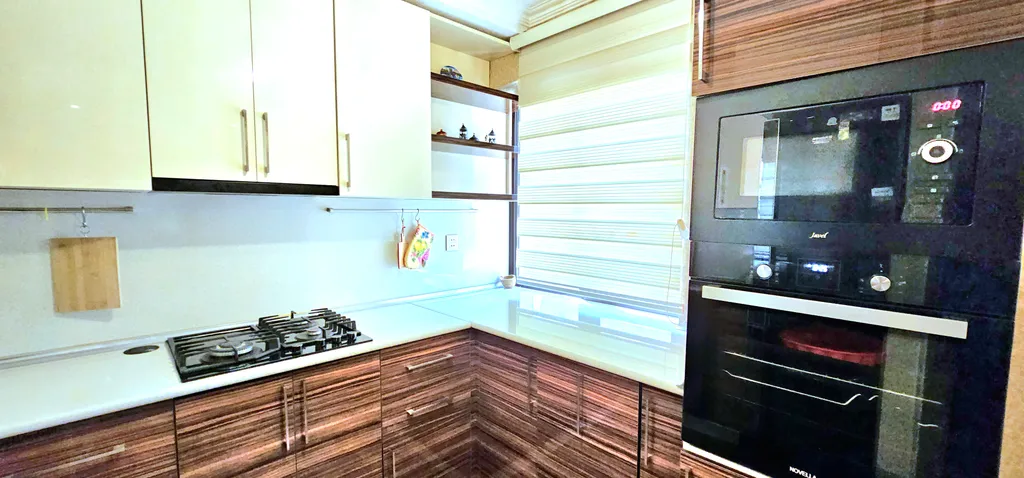 Квартира рядом метро 28 май