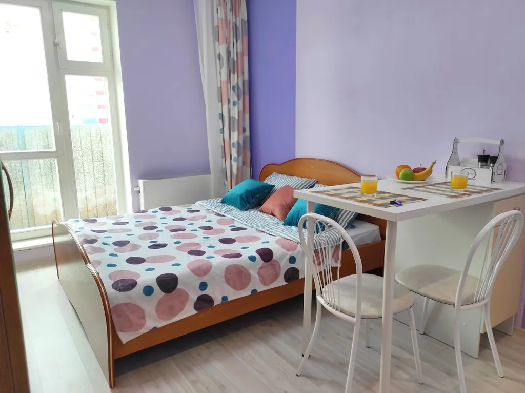 Квартира Уютная, яркая студия — аренда посуточно в Новосибирск