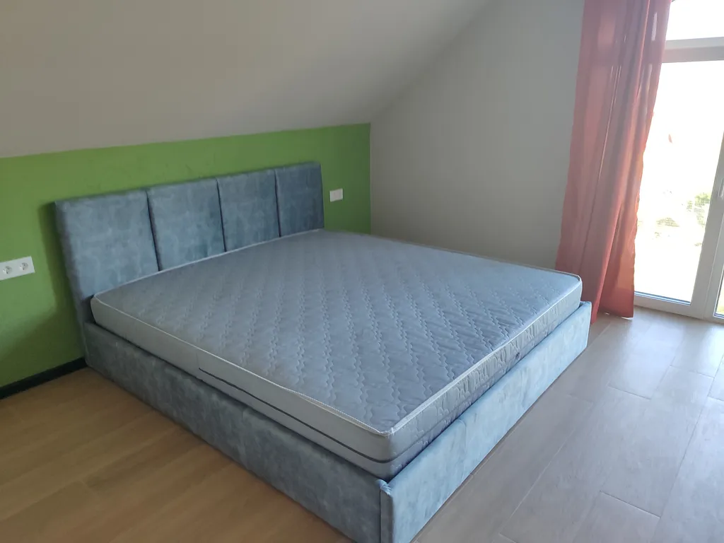 Новый дом у моря, с детский площадкой, мангалом и баней