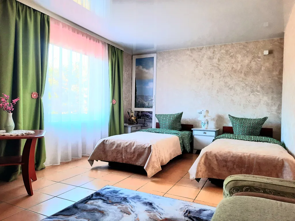 Квартира в одноэтажном доме, в центре