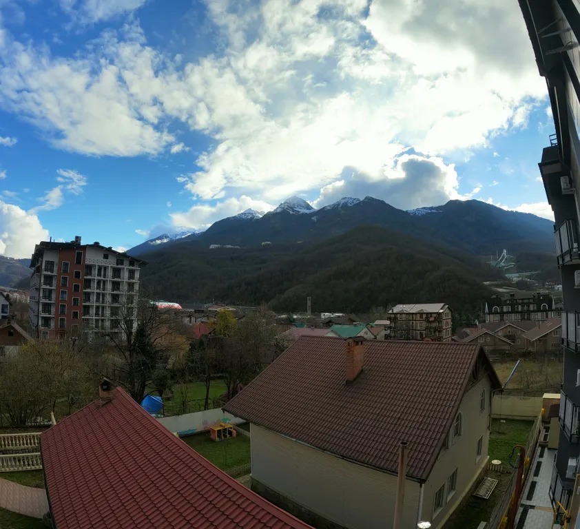 Студия с видом на горы