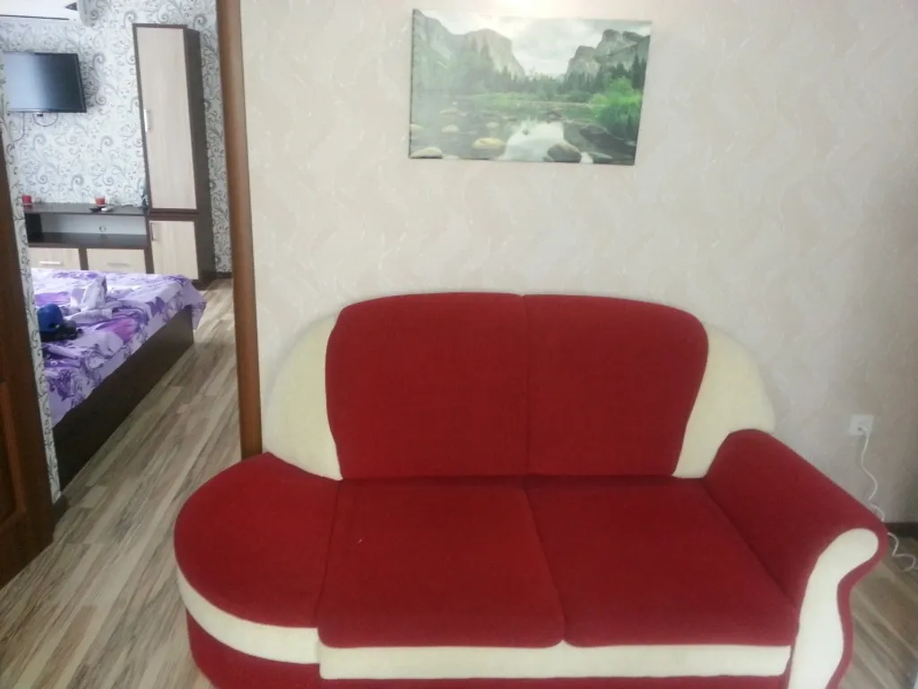 Уютная квартира у лечебного озера, рядом санатории