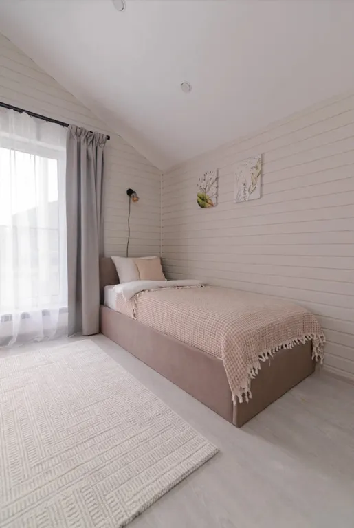 Уютный дом с верандой и чаном