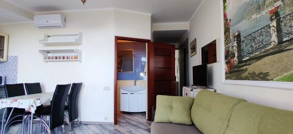 Апартамент с видом на море и отдельной спальней 202