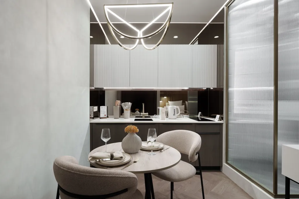 Новый дизайнерский апартамент премиум-класса в самом центре Москвы