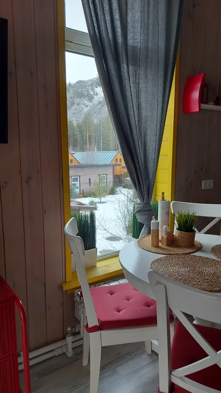 Номер на втором этаже в двухэтажном доме