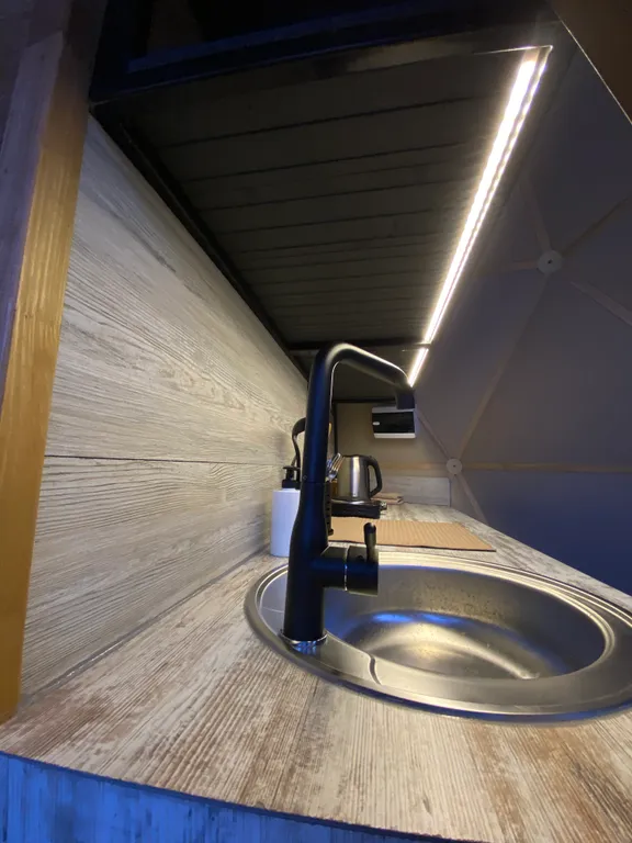 Дом-купол в загородном комплексе