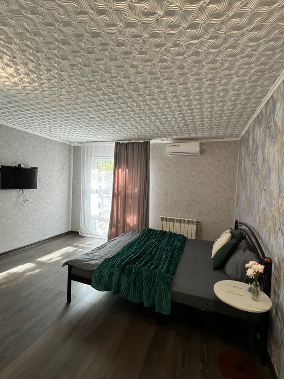 Квартира Комнаты Гостинки в Доме — аренда посуточно в Донецк