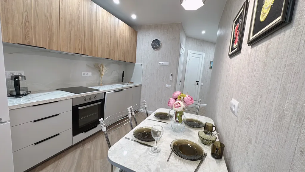 Квартира Квартира Для большой семьи, двухкомнатная, с видом на бассейн и море — Адлер