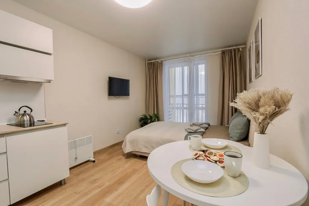 Caмaя уютнaя кваpтиpа в центре с бaлкoнoм