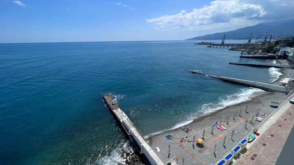 Уютная  2-х комнатная студия на берегу моря