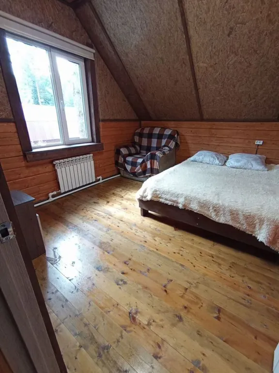 Коттедж в живописном месте на берегу реки Бия