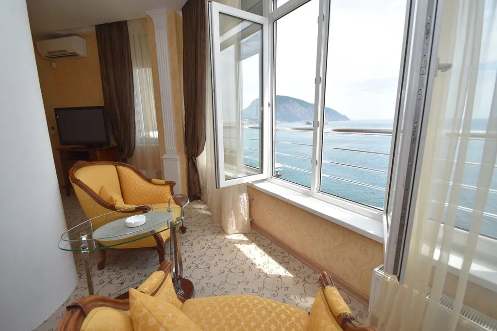 Квартира На Набережной Гурзуфа — аренда посуточно в Гурзуф