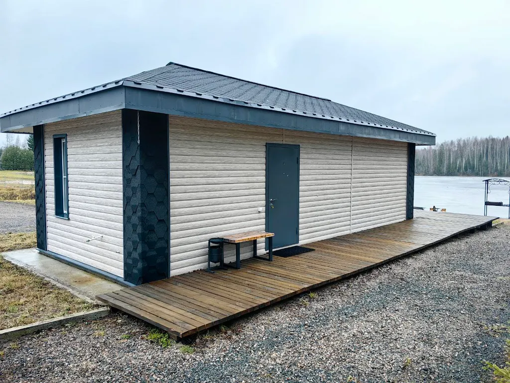 Дом на берегу озера в Карелии