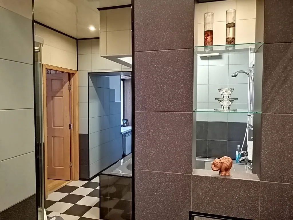 4-комнатная Квартира