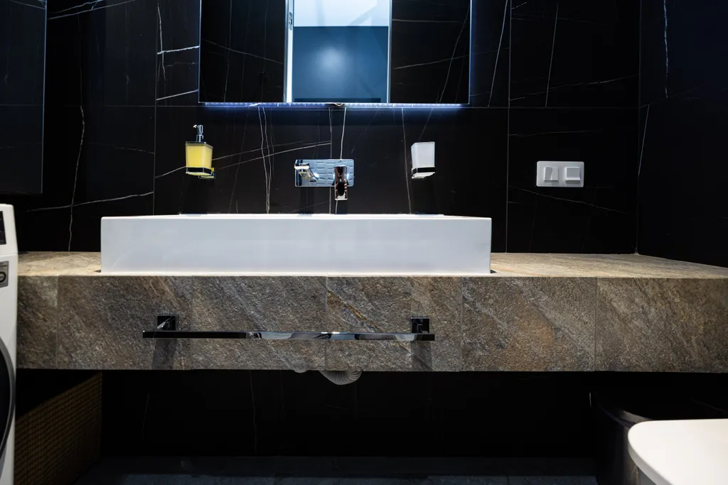 Современные дизайнерские апартаменты с потрясающим видом на горы