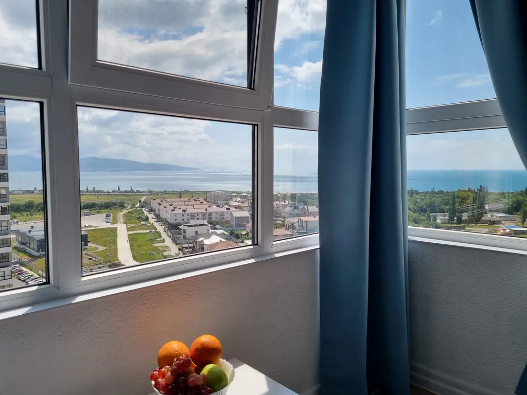 Отличная квартира с видом на море — аренда посуточно в Новороссийск