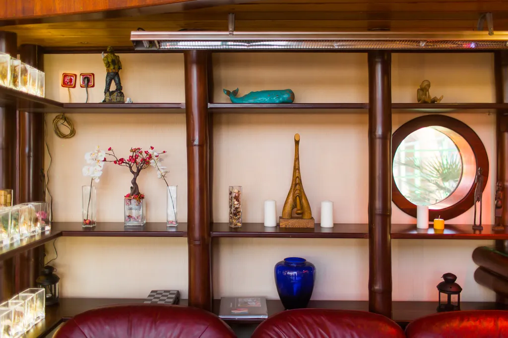 Дом на воде Nevo у берега Крестовского острова