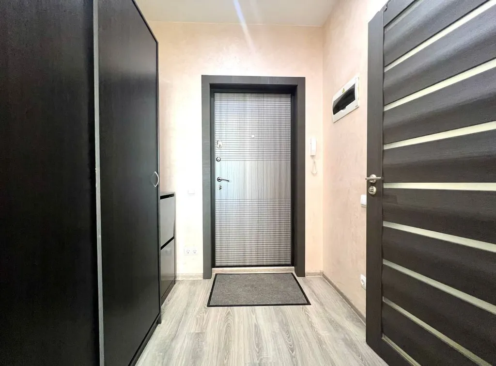 Красотка Бриз в центре на Броско с потрясающим видом на Амур