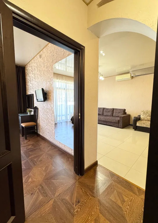 Квартира 2-комнатная Квартира — Геленджик