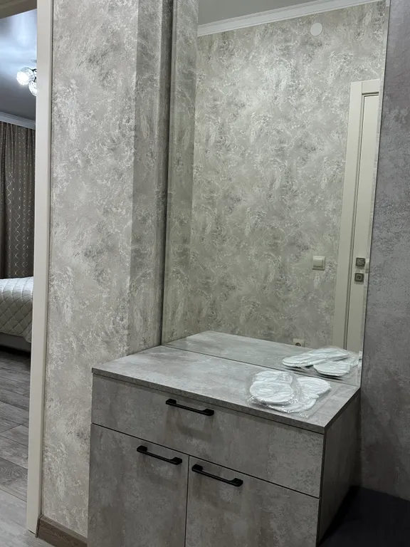 Новая уютная 1-клмнатная квартира с новой мебелью