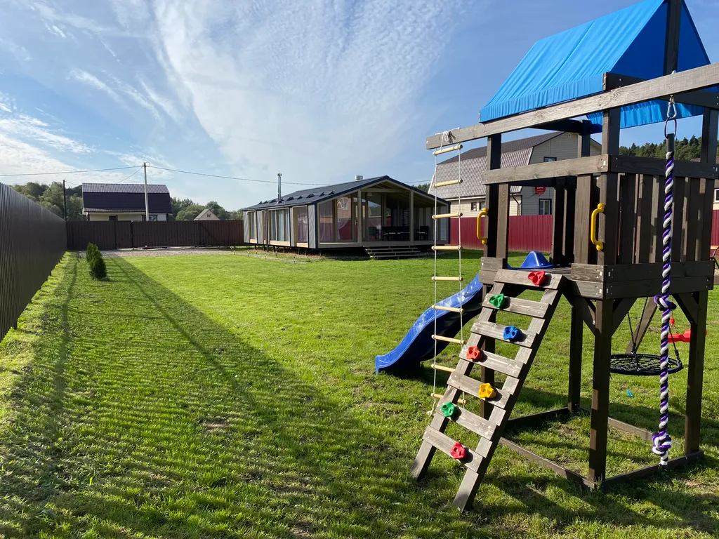 Dubldom Лисичкино у реки