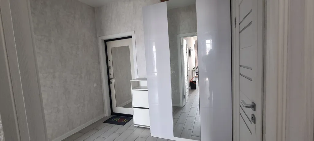 Квартира Просторная светлая квартира с большим балконом и видом на море, горы, закат — Геленджик