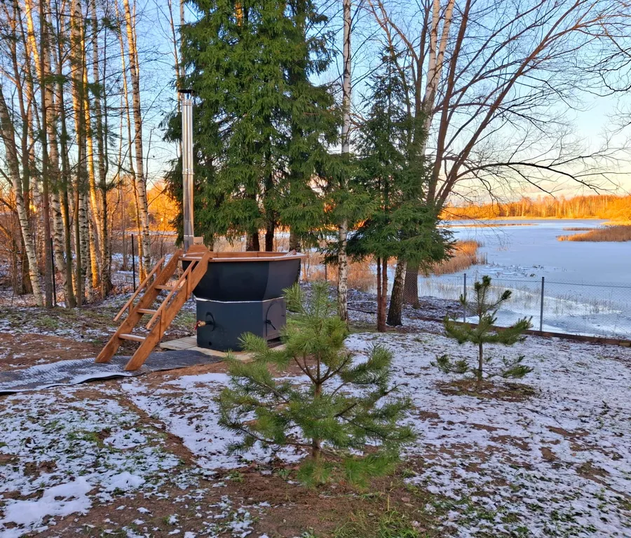 Новый развлекательно-банный комплекс на берегу реки