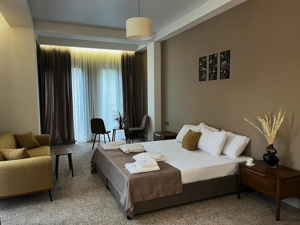 Апартаменты на набережной центра города