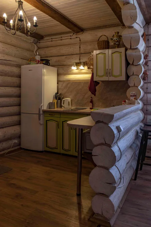 Уютный коттедж с балконом на шесть человек на берегу озера Селигер