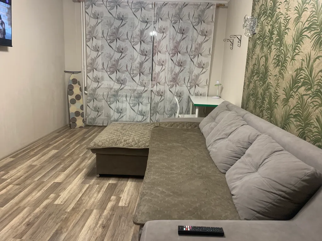 Уютная двухкомнатная  квартира