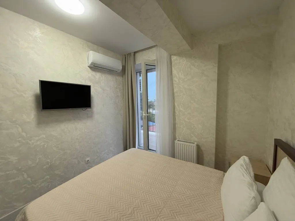 Двухкомнатная квартира с видом на море, на территории бассейн, детские