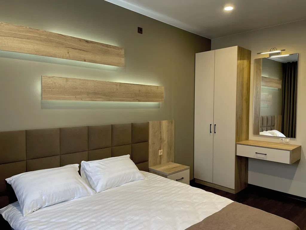 Дом с бассейном