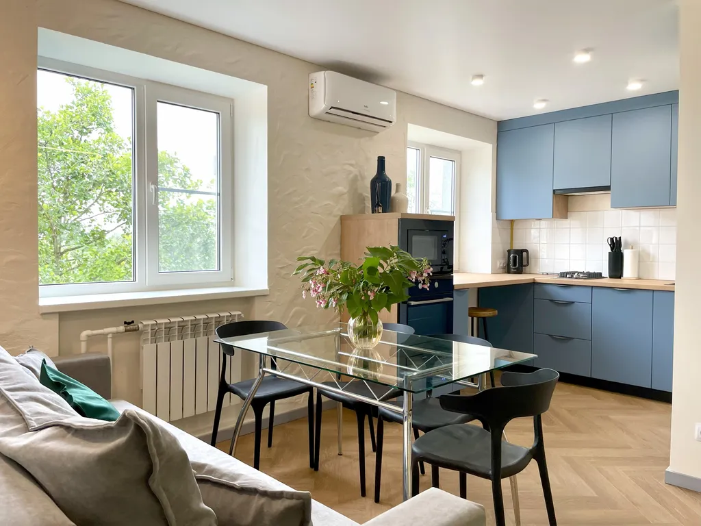 Просторная квартира — аренда посуточно в Великий Новгород