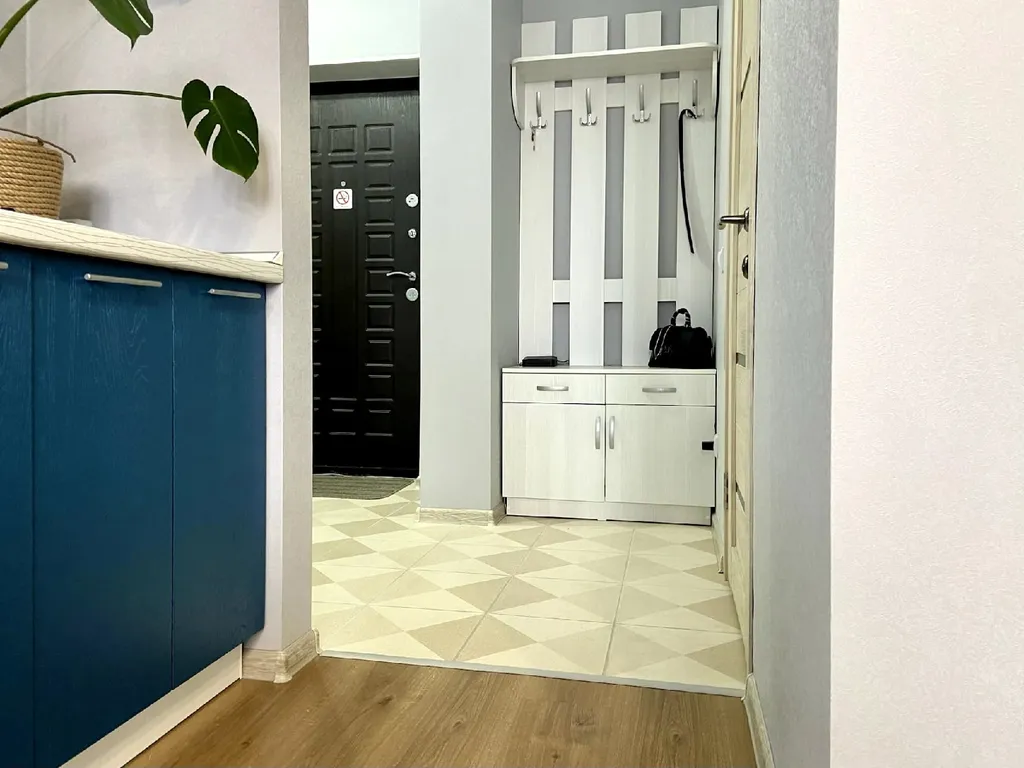 Квартира Хэппи Хаус Студия в стиле лофт в Кузьминках — Омск