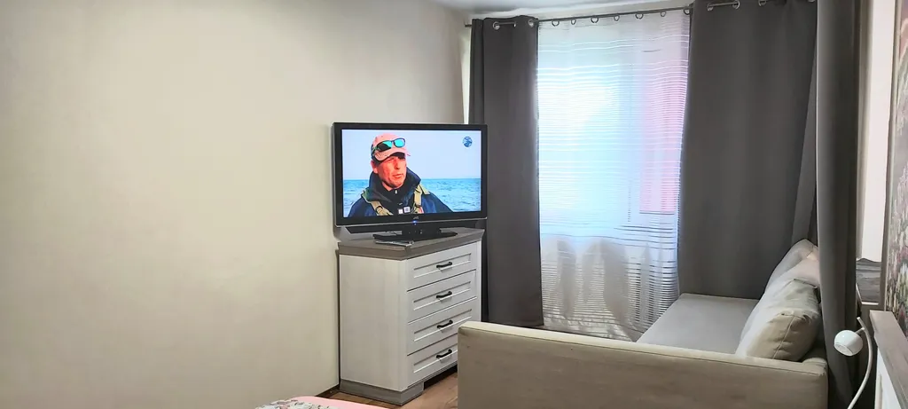 Апартаменты с двумя спальнями  возле торговых центров