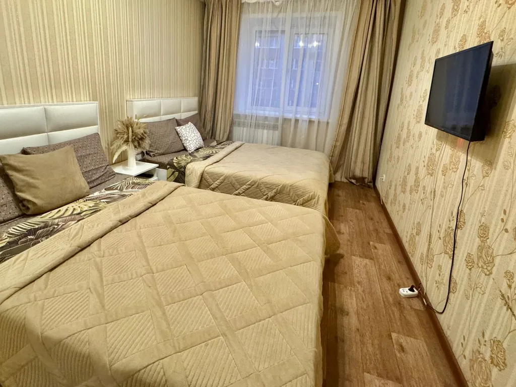 Квартира с тремя раздельными местами рядом с Добрым доктором